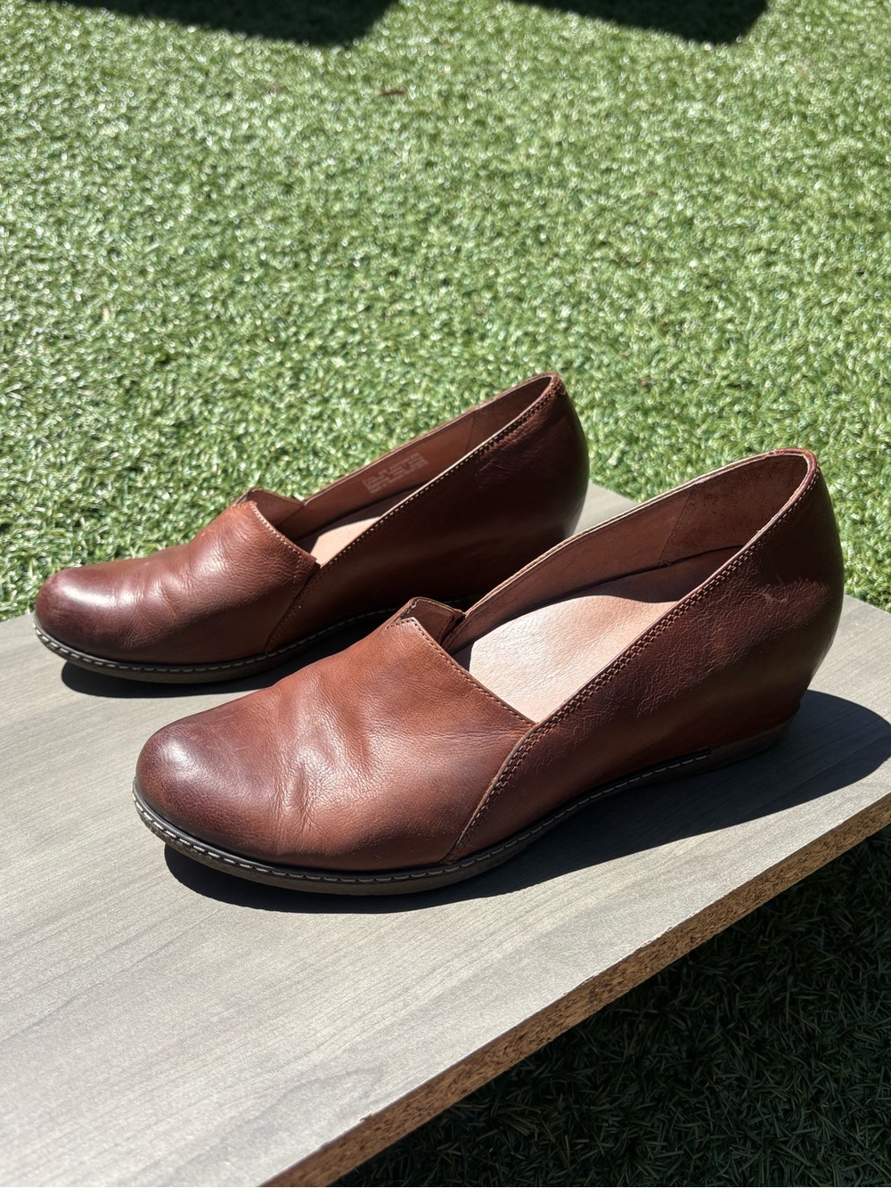 Dansko Liliana Nubuck Leather Comfortable Slip-On Wedge Loafer Shoes W8.5/9